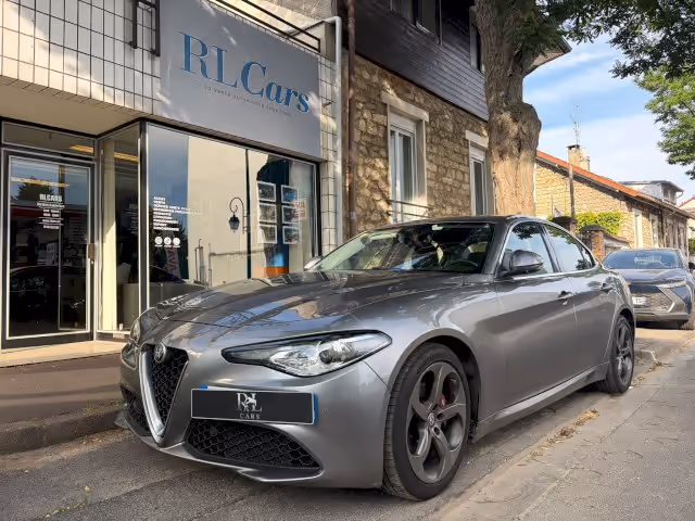 Alfa-Romeo Giulia 2.2 JTD 190 ch AT8 SPORT